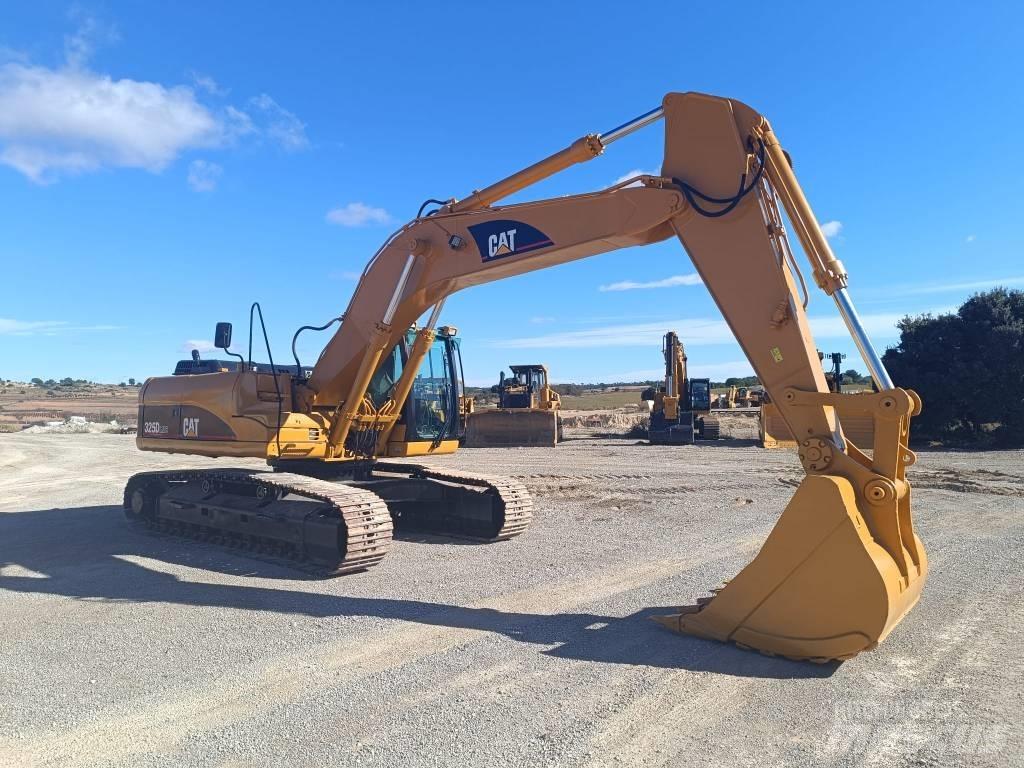 CAT 325 D Pásová rýpadla