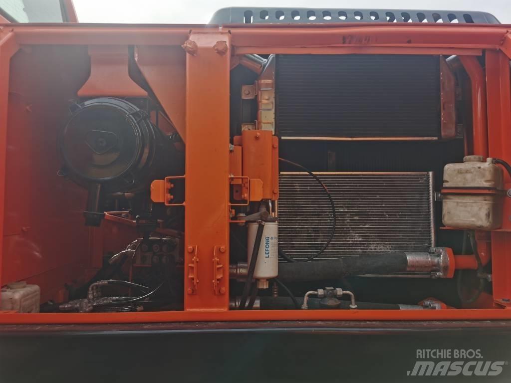 Doosan DX 225 LC-9C Pásová rýpadla