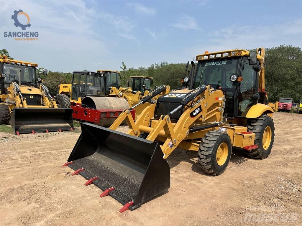 CAT 420 F2 Rýpadlo-nakladače