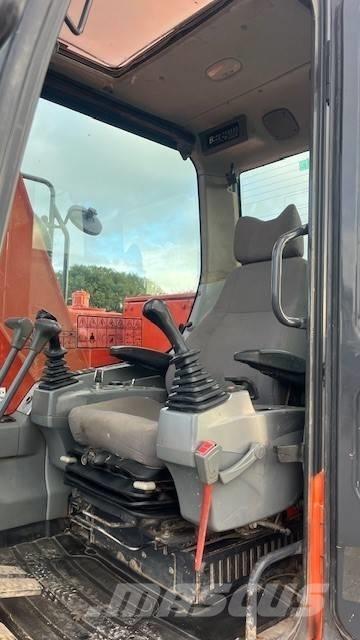 Doosan DX 140 LCR-3 Pásová rýpadla