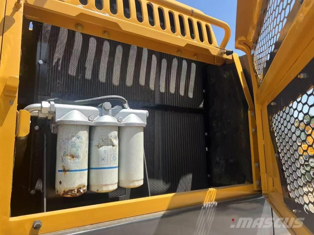 Volvo EC 380 Pásová rýpadla