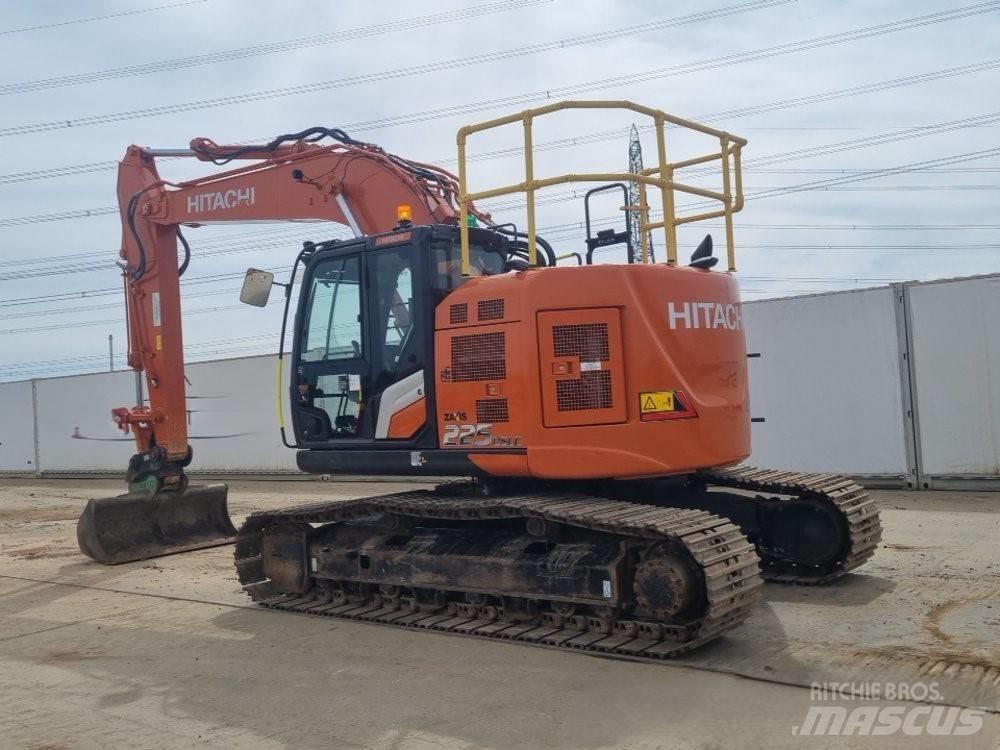 Hitachi ZX225USLC-7 Pásová rýpadla