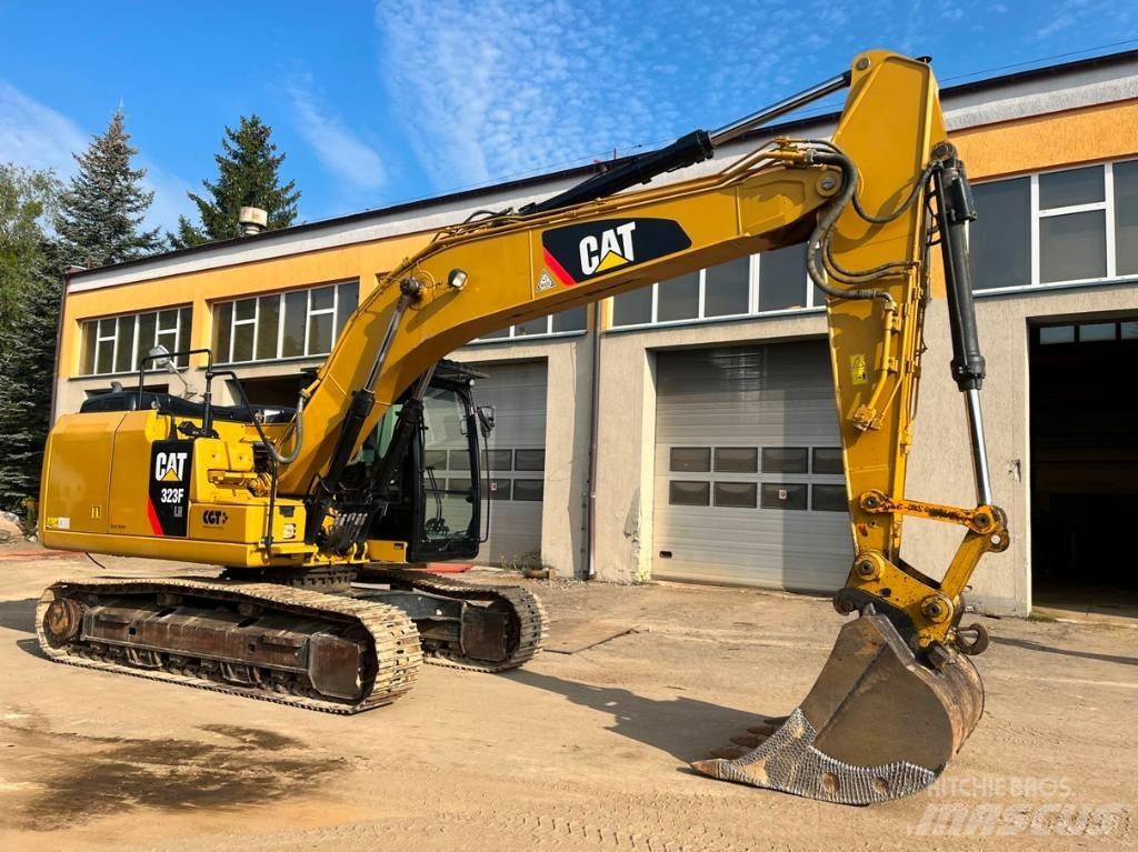 CAT 323 F LN Pásová rýpadla