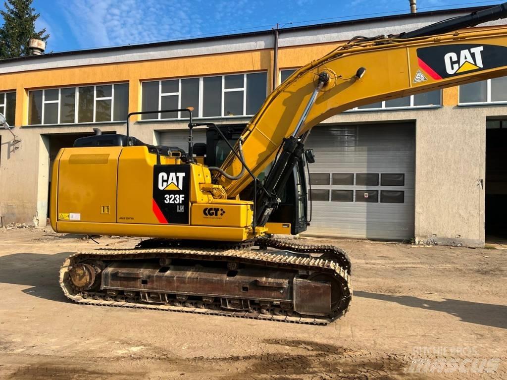 CAT 323 F LN Pásová rýpadla