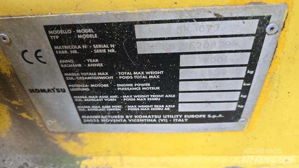 Komatsu SK07J Mininakladače
