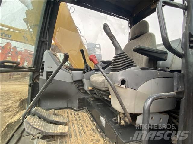 Komatsu PC138US Pásová rýpadla