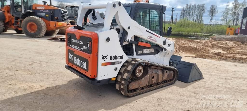Bobcat T 590 Smykem řízené nakladače