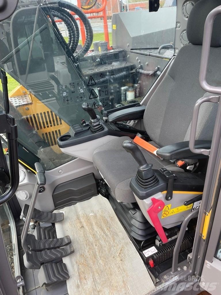 Volvo ECR145E Pásová rýpadla