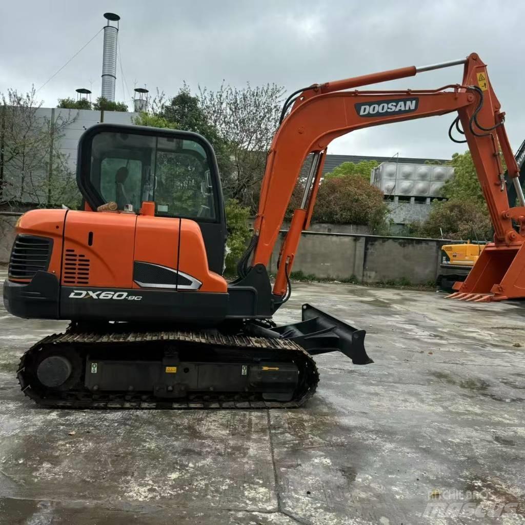 Doosan DX 60-9 C Mini rýpadla < 7t
