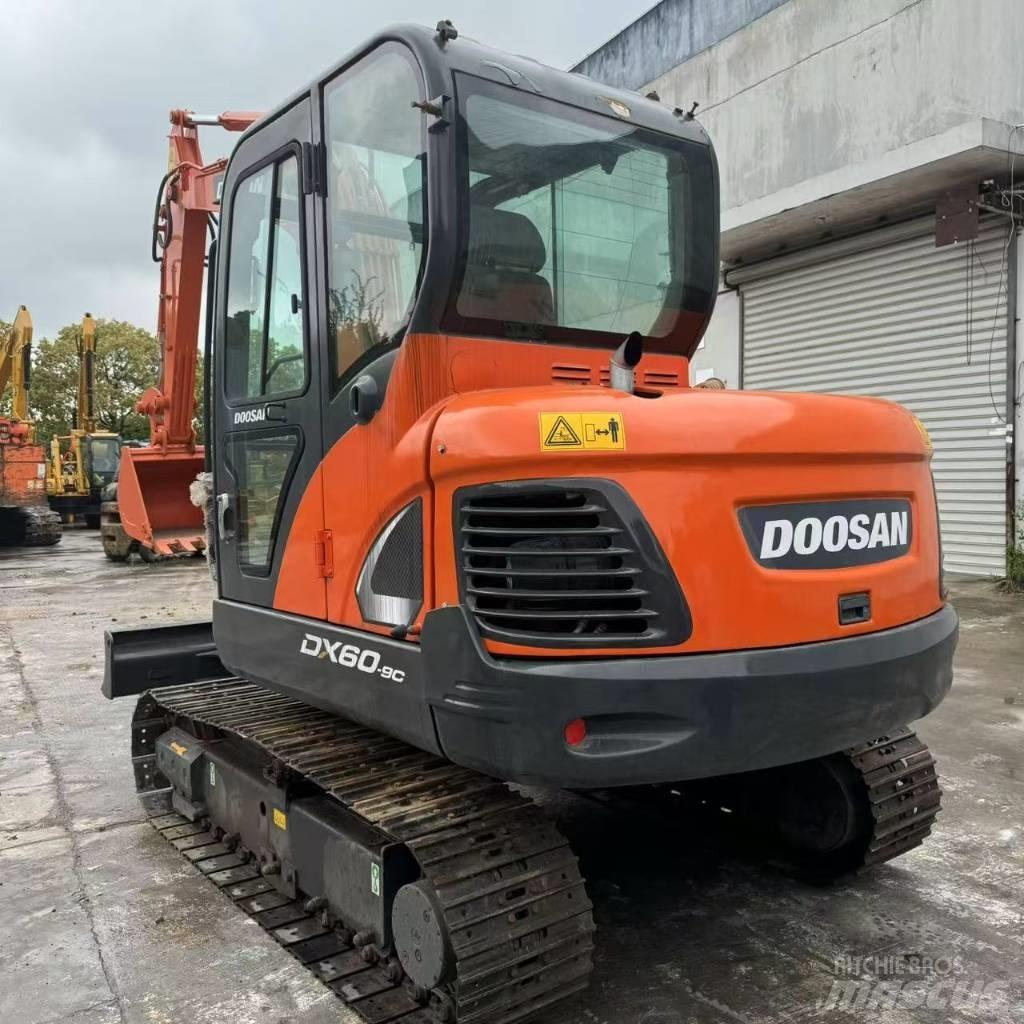 Doosan DX 60-9 C Mini rýpadla < 7t