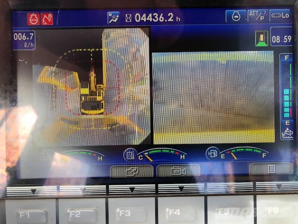 Komatsu PC210LC-11 Pásová rýpadla