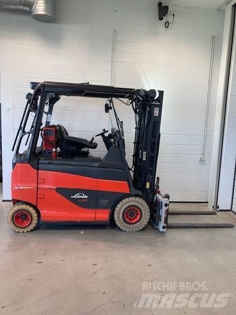 Linde E25/600RH/387 Akumulátorové vozíky