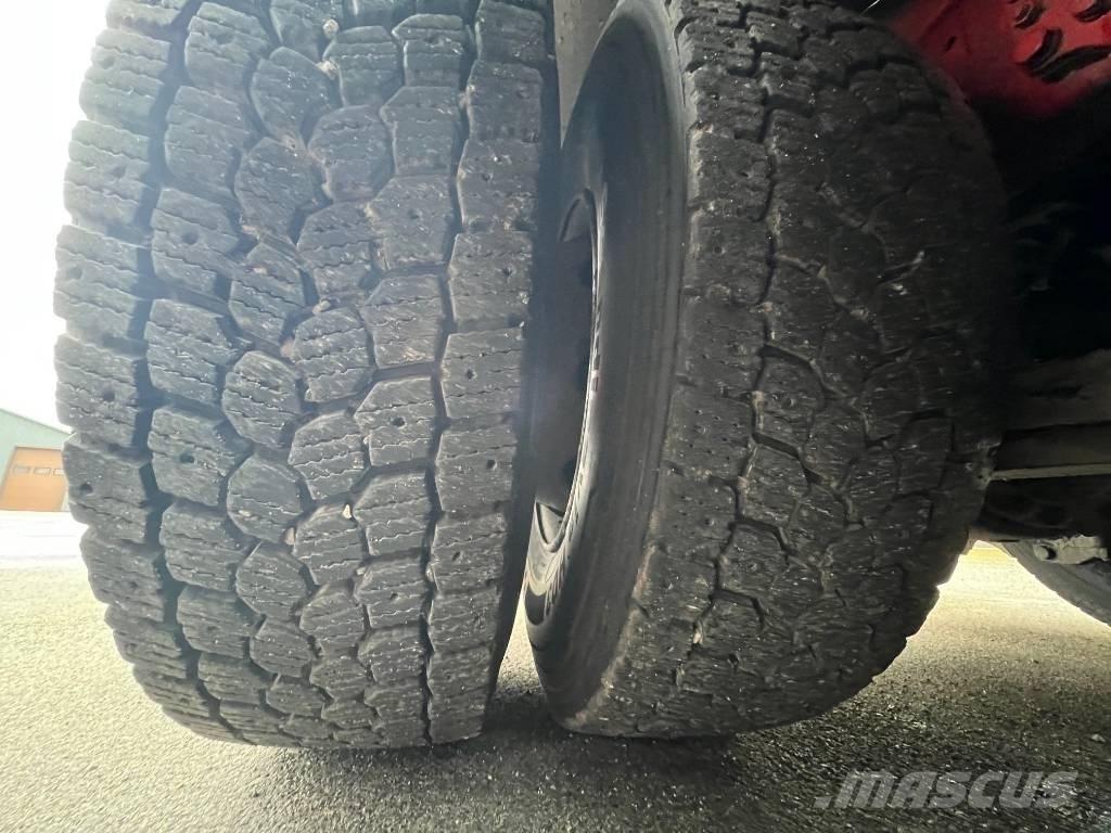 Scania R 730 B6X4NB Vozy na přepravu kmenů