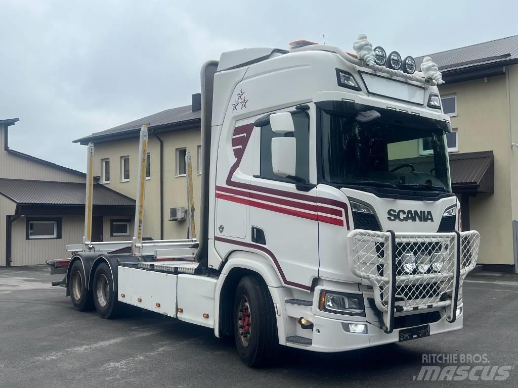 Scania R 730 B6X4NB Vozy na přepravu kmenů
