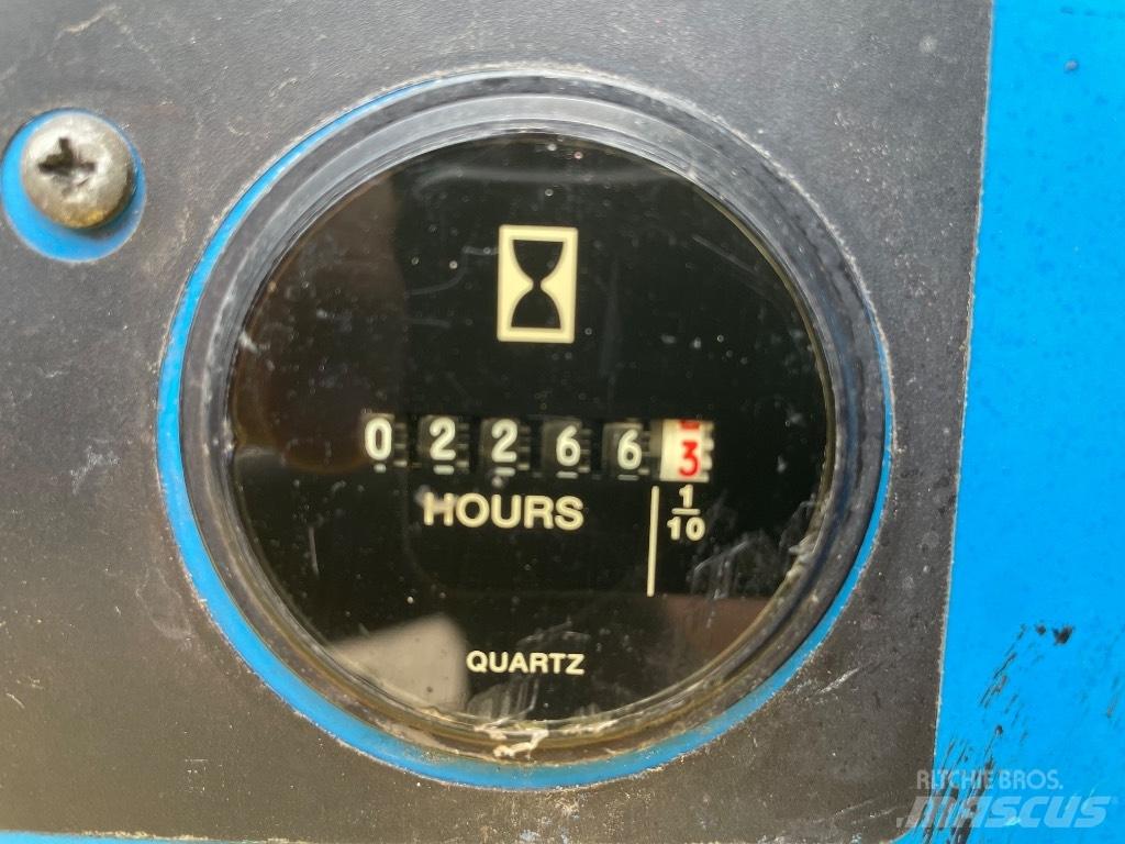 Genie GS 3384 RT Nůžková zvedací plošina