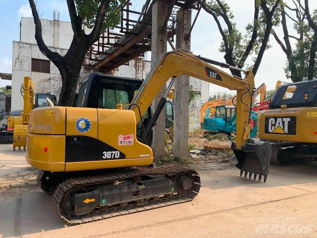CAT 307D Midi rýpadla 7t - 12t