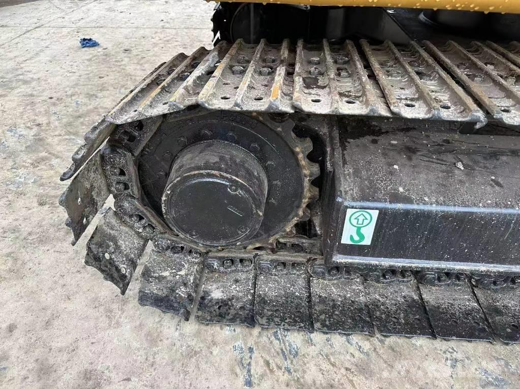 CAT 307  E Pásová rýpadla