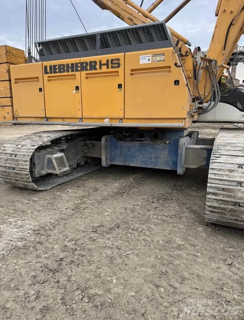 Liebherr HS 855 HD Pásové jeřáby