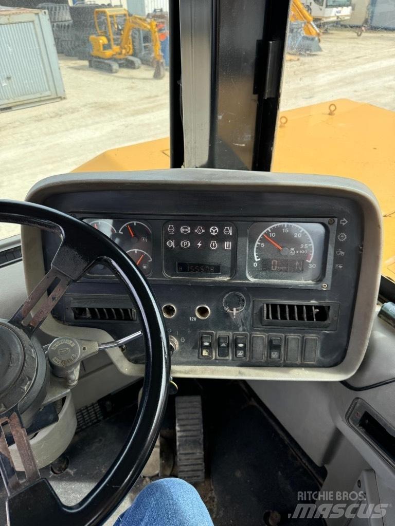 CAT 631 G Skrejpry