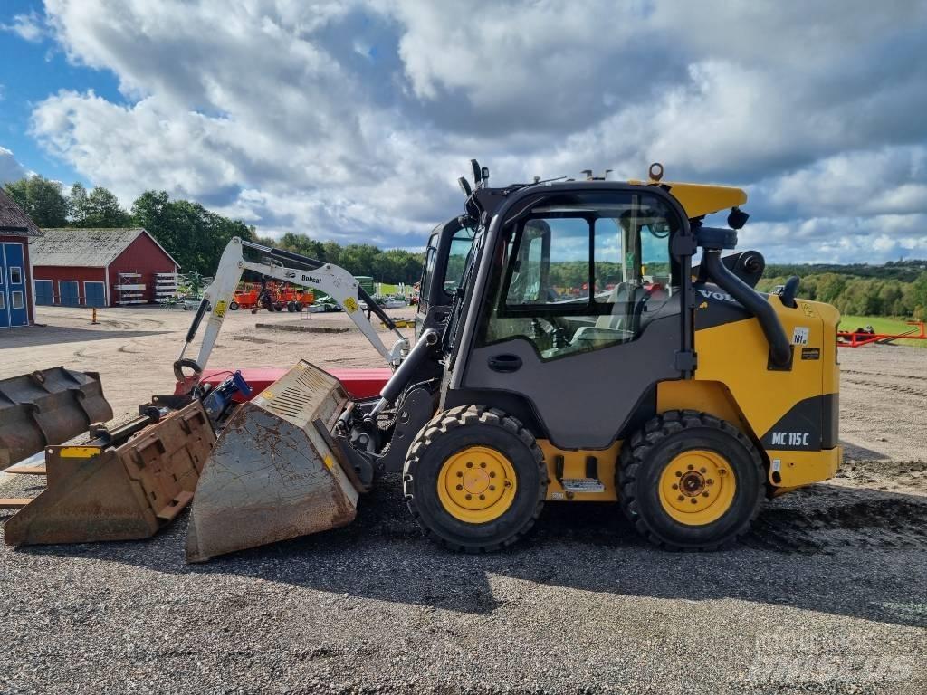 Volvo MC 115 C Smykem řízené nakladače
