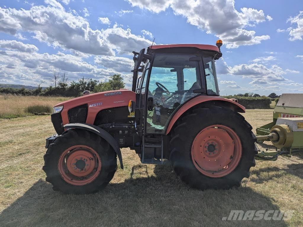 Kubota M 5-111 Traktory