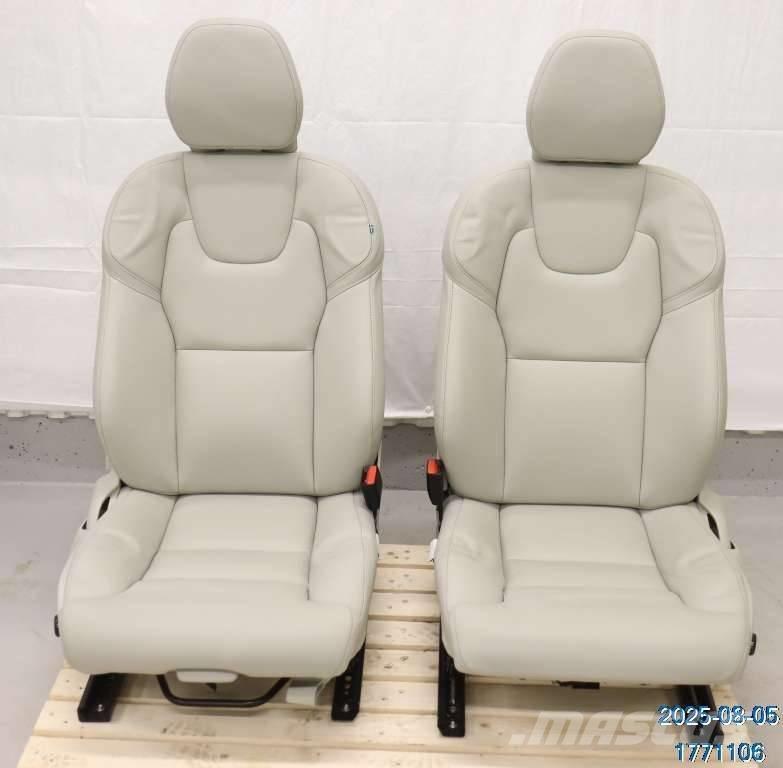 Volvo XC 60 Kabiny a interiér