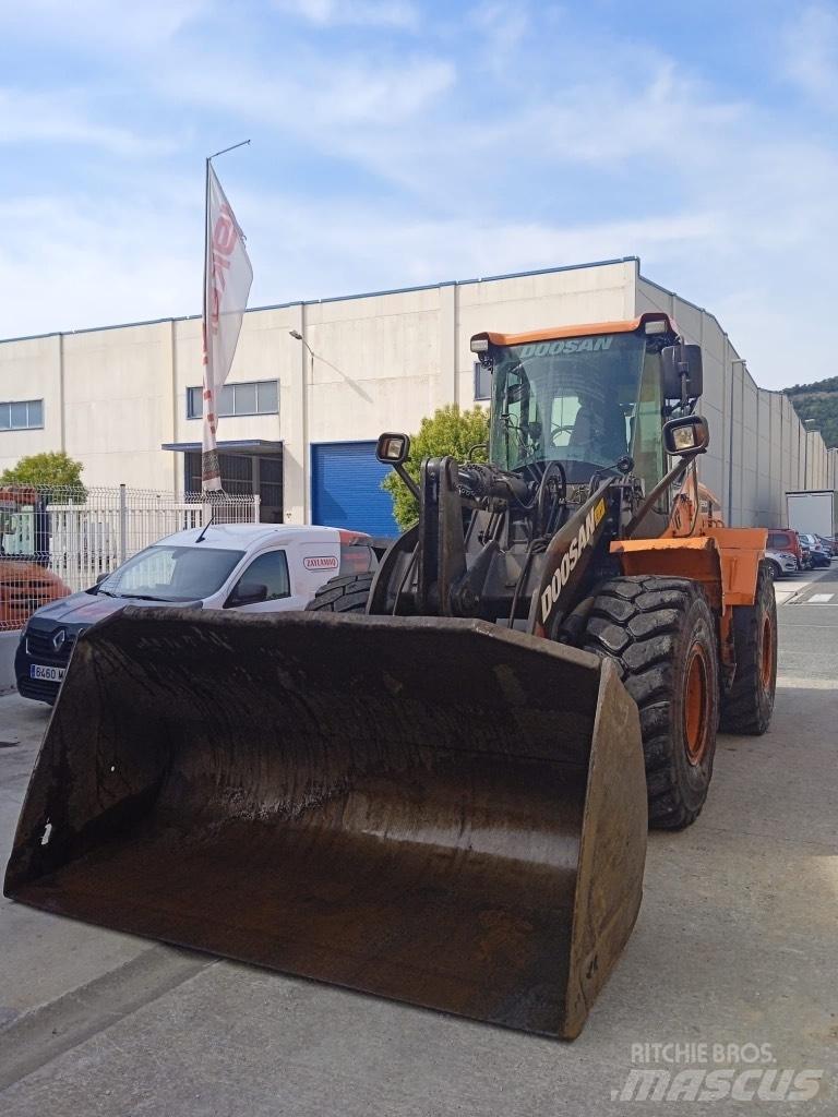 Doosan Dl250-5 Kolové nakladače