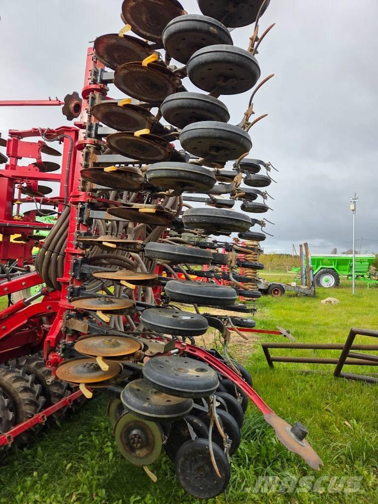 Horsch Focus 6 TD Mechanické secí stroje