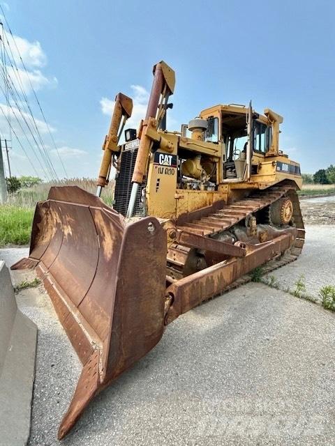 CAT D 8 N Pásové dozery
