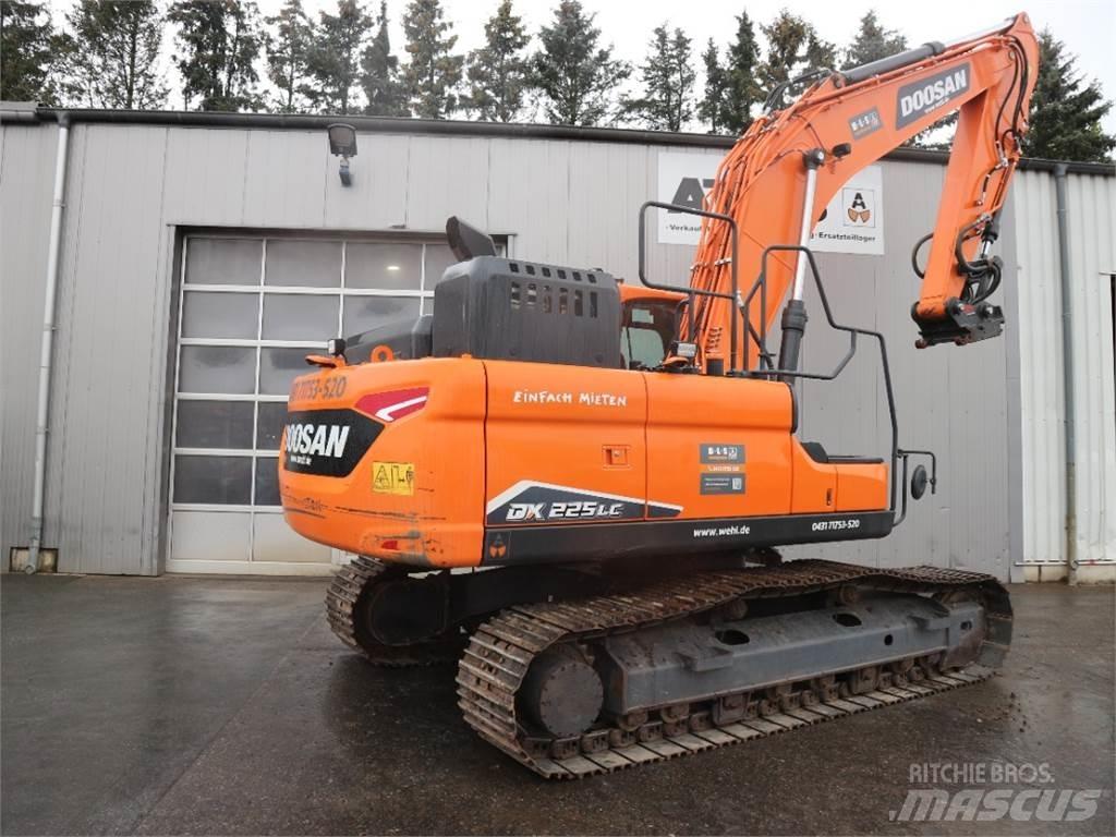 Doosan DX225LC-7 Pásová rýpadla
