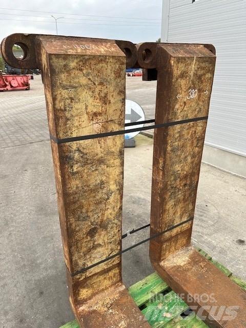 CAT 25-30 ton /988 Vidlice