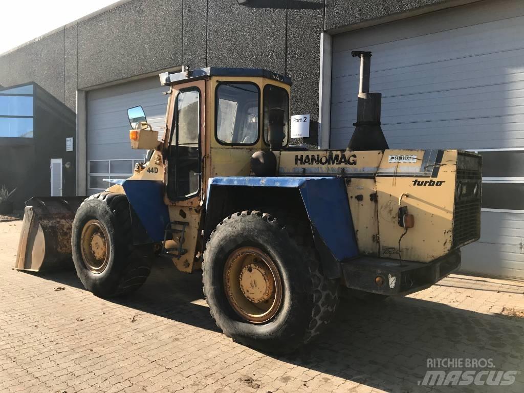 Hanomag 44D Kolové nakladače