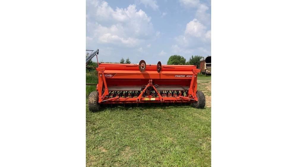 Kuhn 4000 Mechanické secí stroje