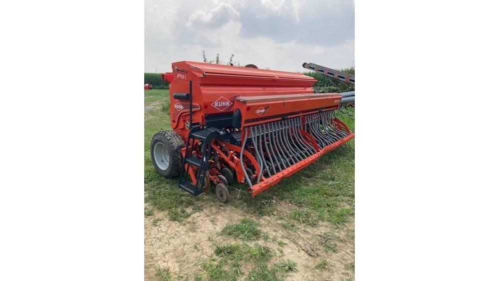 Kuhn 4000 Mechanické secí stroje