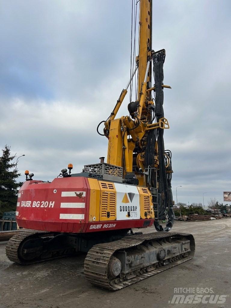 Bauer BG 20 H Velké vrtací stroje