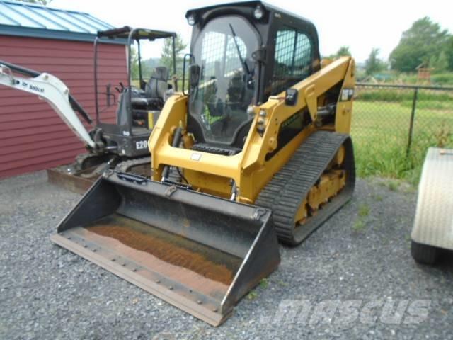 CAT 239 D Smykem řízené nakladače