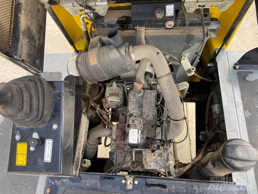 Wacker Neuson DW 30 Kloubové dempry
