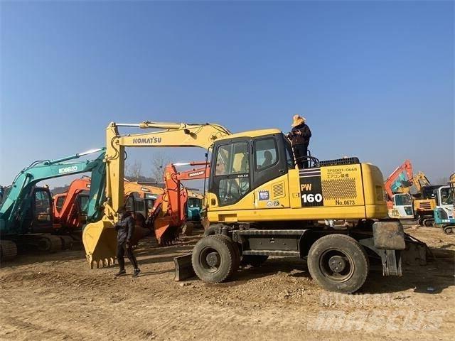 Komatsu PW160 Pásová rýpadla