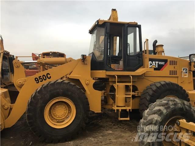 CAT 950C Kolové nakladače