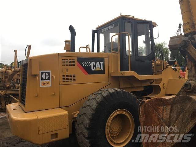 CAT 950C Kolové nakladače