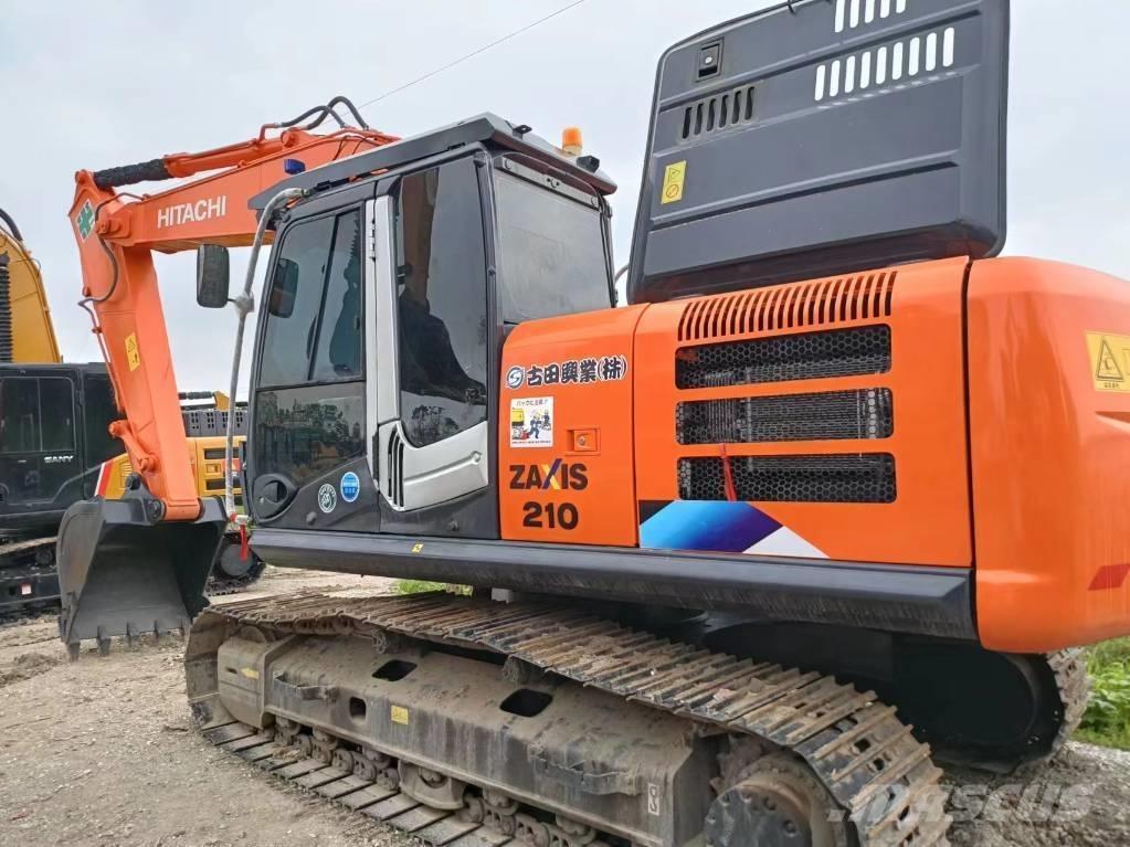 Hitachi ZX210 Pásová rýpadla