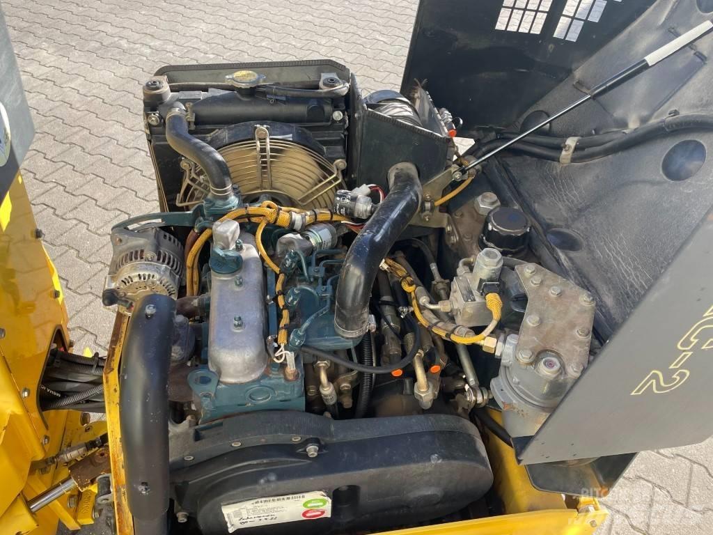 Bomag BW 90 AC-2 Kombinované válce