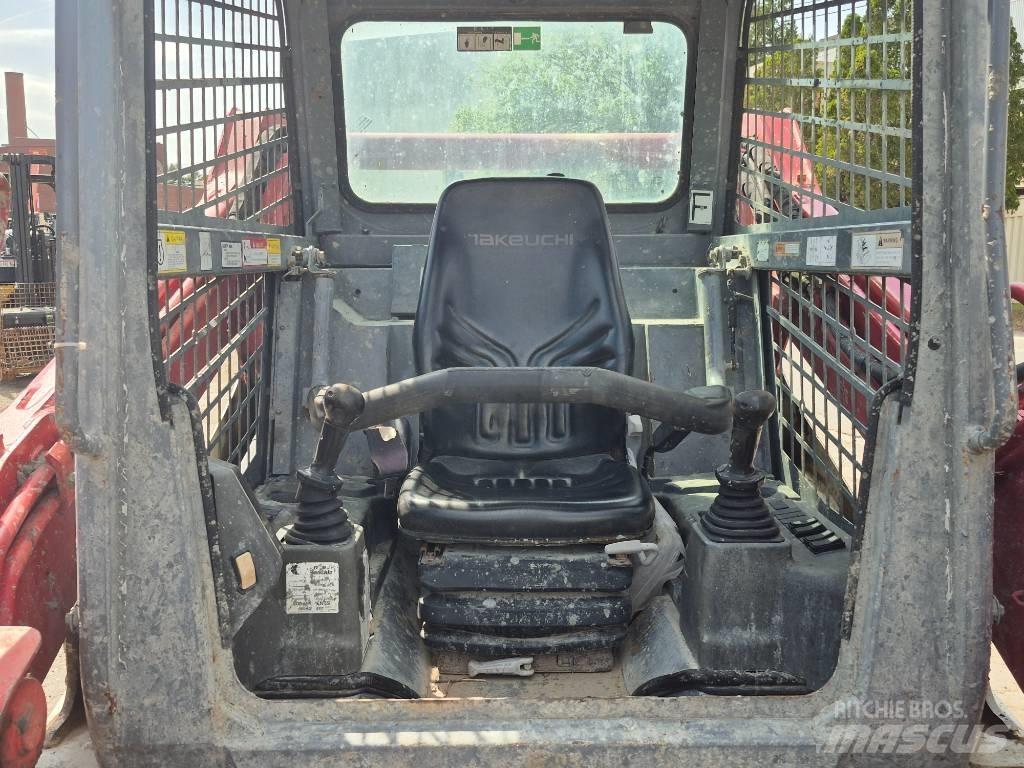 Takeuchi TL10 Smykem řízené nakladače
