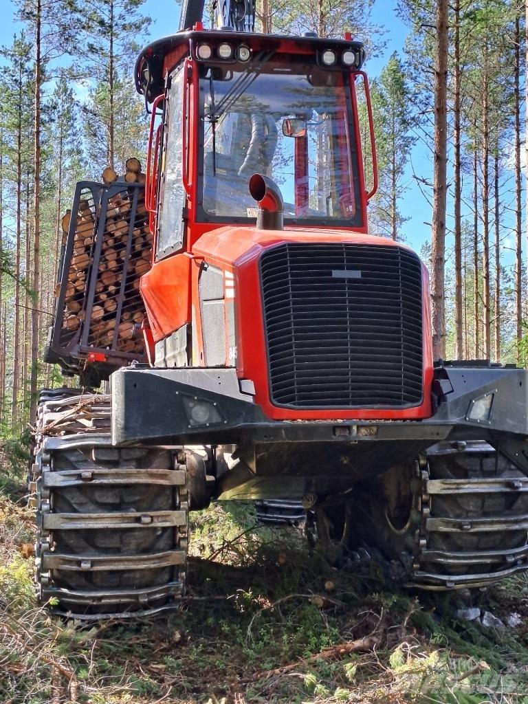 Komatsu 845 Vyvážecí traktory