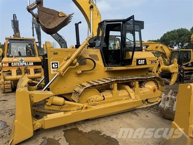 CAT D 7 G Pásové dozery