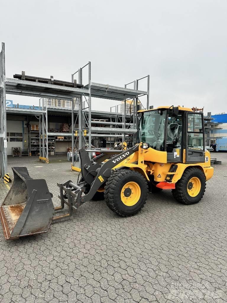 Volvo Radlader L30G Kolové nakladače