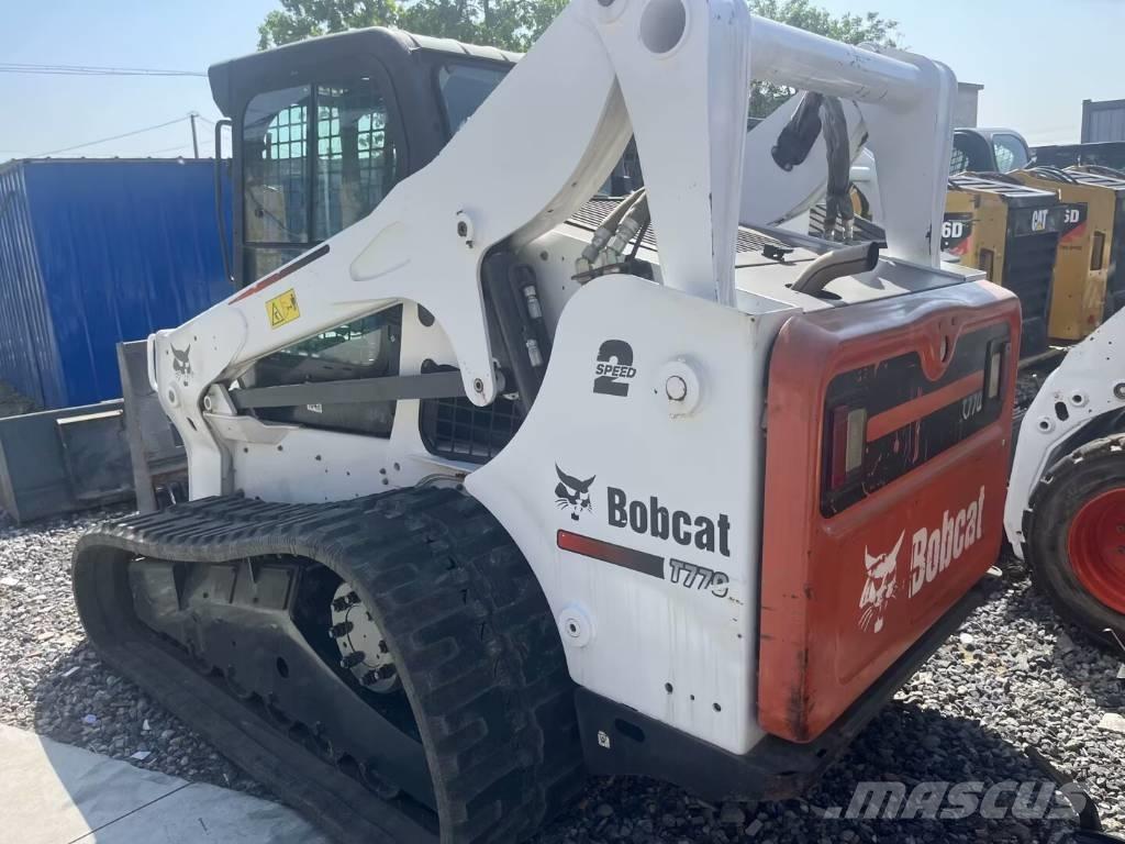 Bobcat T 770 Smykem řízené nakladače