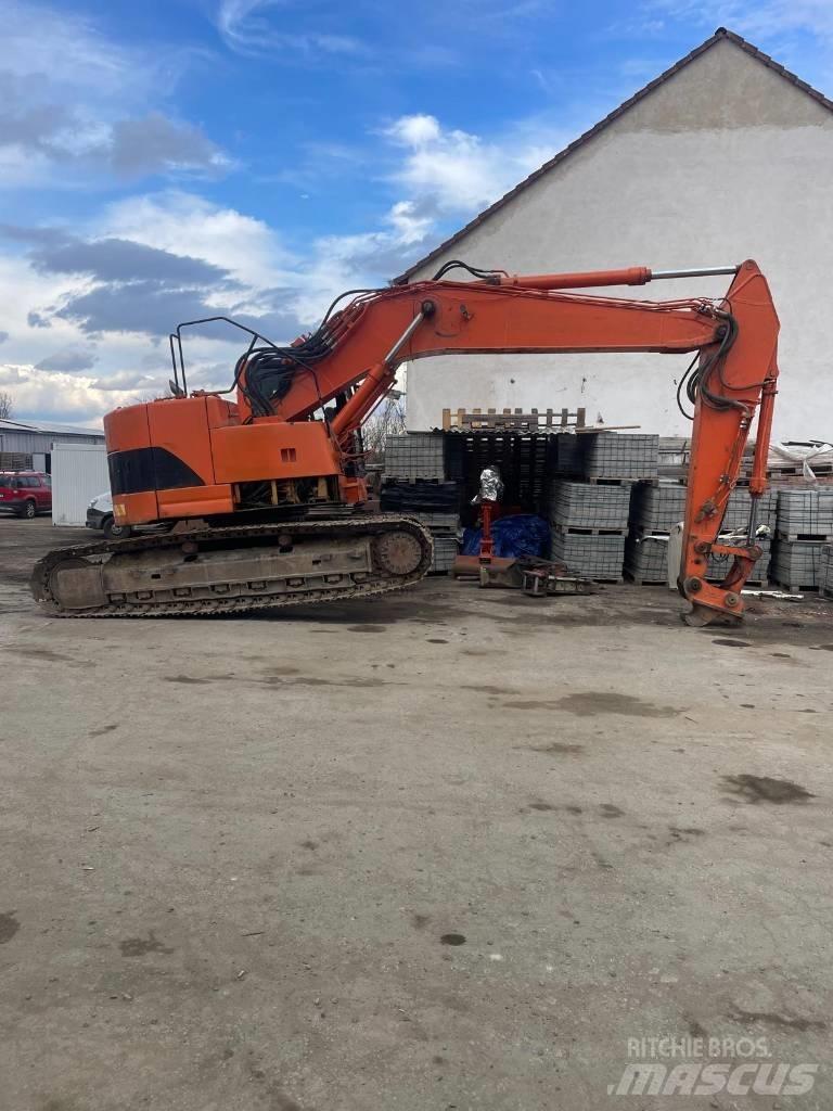 CAT 321 C LCR Pásová rýpadla