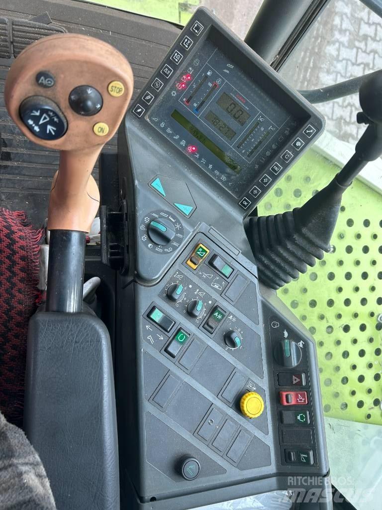 CLAAS Lexion 460 Sklízecí mlátičky