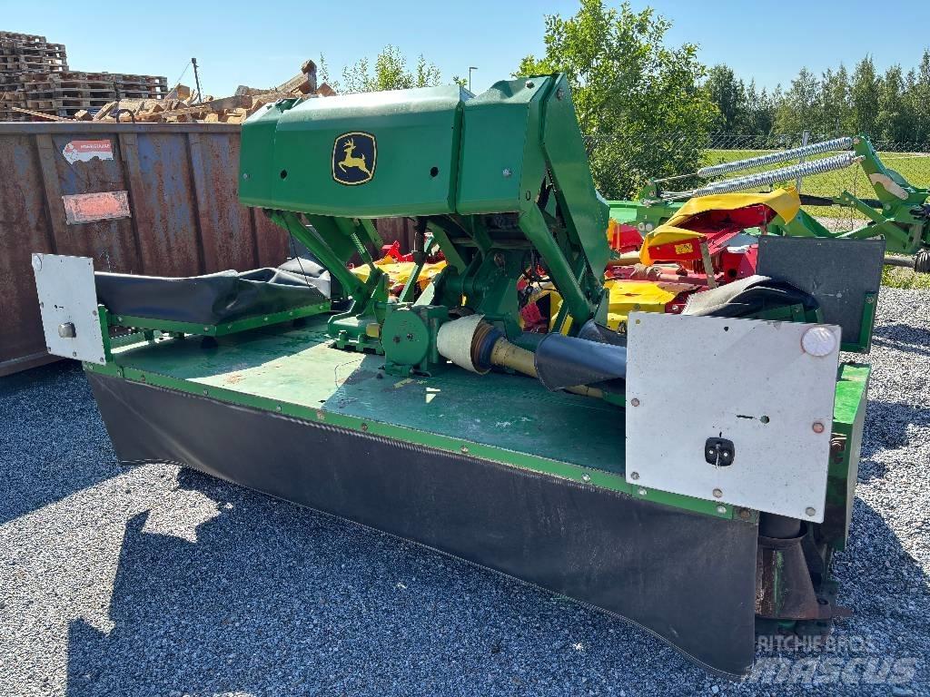 John Deere 131 Kondicionér žacího stroje